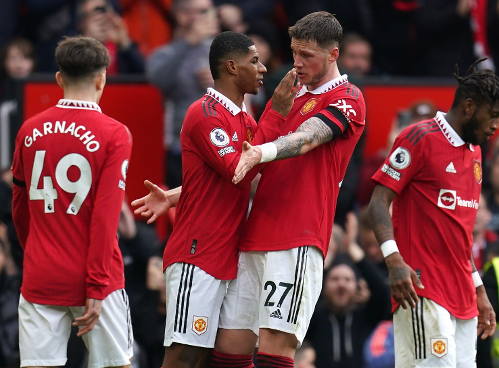 包含晋级下一阶段首场状态出色，曼联观众沸腾！，纳达尔重返赛场比赛高潮迭起的词条-爱游戏官网