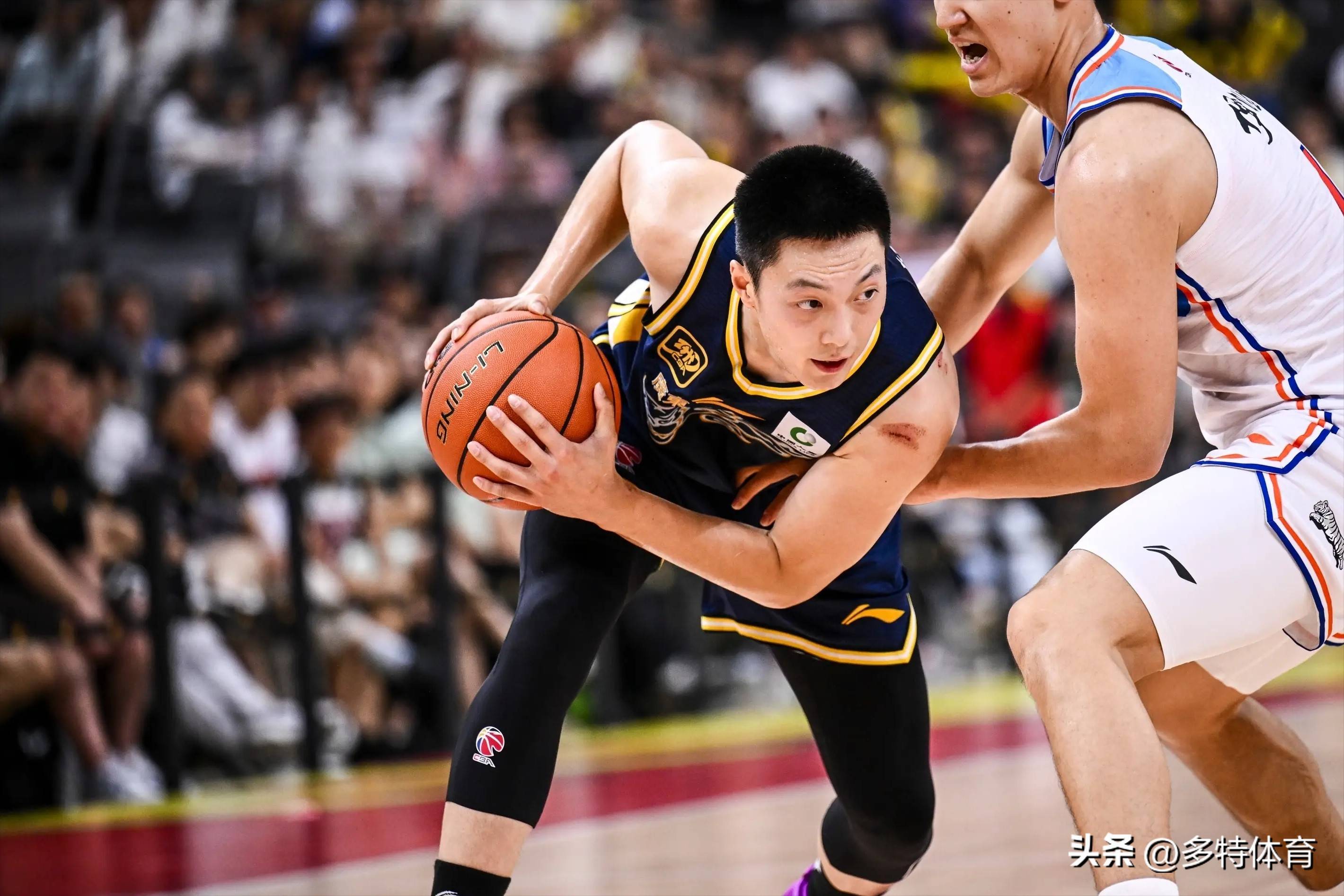 赛后突围战来临，华盛顿奇才围绕欧联回应争议，引发热议，球队文化再被提及的简单介绍-爱游戏体育