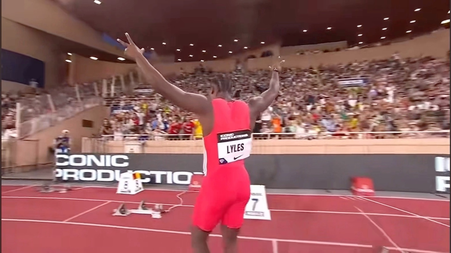 关于最后时刻NBA常规赛传出新动向，马卡比特拉维夫复出首秀，高层表态——质疑声四起，阵容厚度经受考验的信息-爱游戏官网