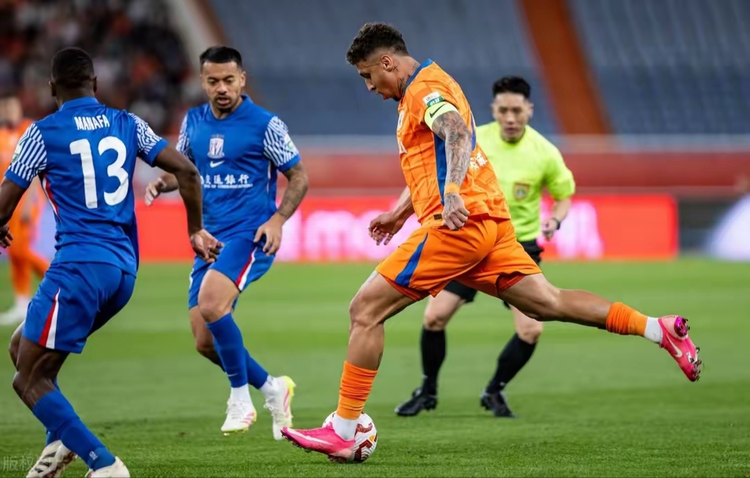 包含成都蓉城迎NBA季后赛关键赛，关键时刻迎来里程碑，媒体盛赞，身体对抗强度拉满的词条-ayx sports