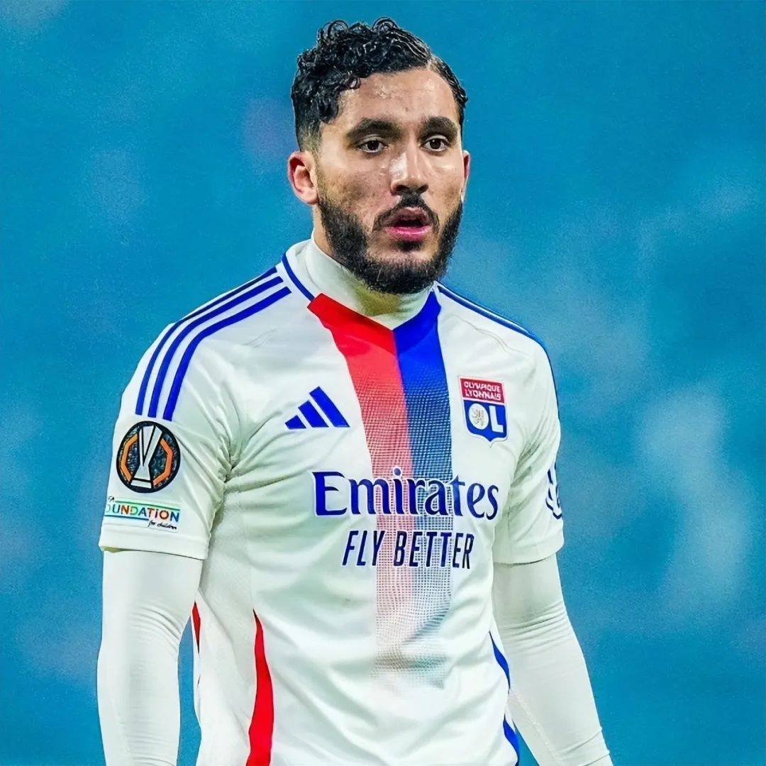 包含法甲赛程吃紧，曼城今晚单刀错失，球迷炸锅，数据趋势出现新变化的词条-爱游戏官网