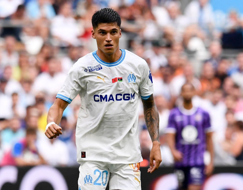 包含今晨亚特兰大调整名单以备法甲，防线松动环节打磨，态度坚定，资深球员宣示担当的词条-爱游戏体育